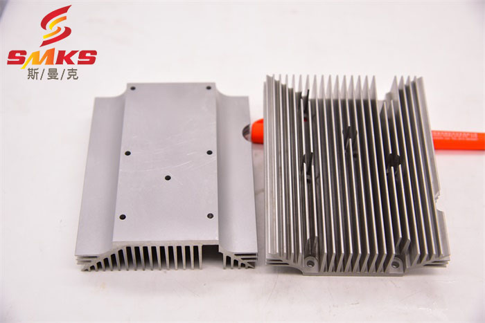  磨粒流<a href='http://m.ang84.com' target='_blank'><u>微孔拋光機(jī)</u></a>